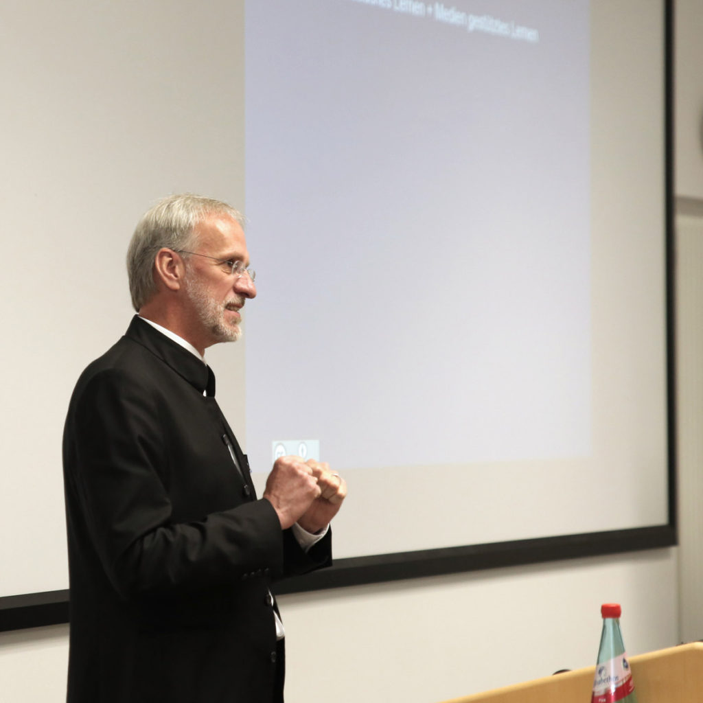 Keynote zu Blended Learning von Prof. Nacken (RWTH Aachen)