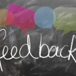 Wie gelingt die Aktivierung in Online Live-Formaten? Quelle: https://pixabay.com/de/illustrations/feedback-rückmelden-tafel-1825508/